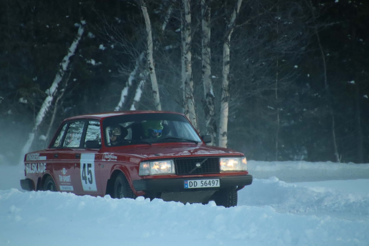 Volvo 244