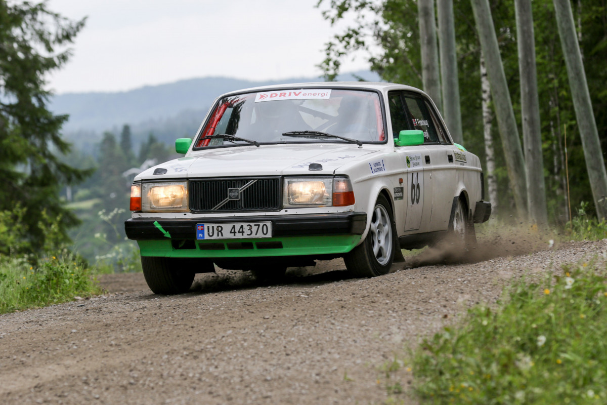 Volvo 240